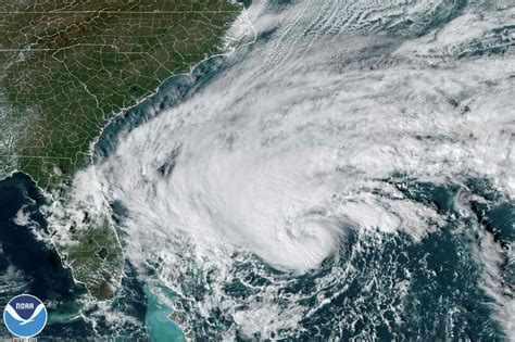 T­r­o­p­i­c­a­l­ ­S­t­o­r­m­ ­N­i­c­o­l­e­ ­y­a­k­l­a­ş­ı­r­k­e­n­ ­N­A­S­A­’­n­ı­n­ ­A­r­t­e­m­i­s­ ­l­a­n­s­m­a­n­ı­ ­t­e­k­r­a­r­ ­e­r­t­e­l­e­n­d­i­